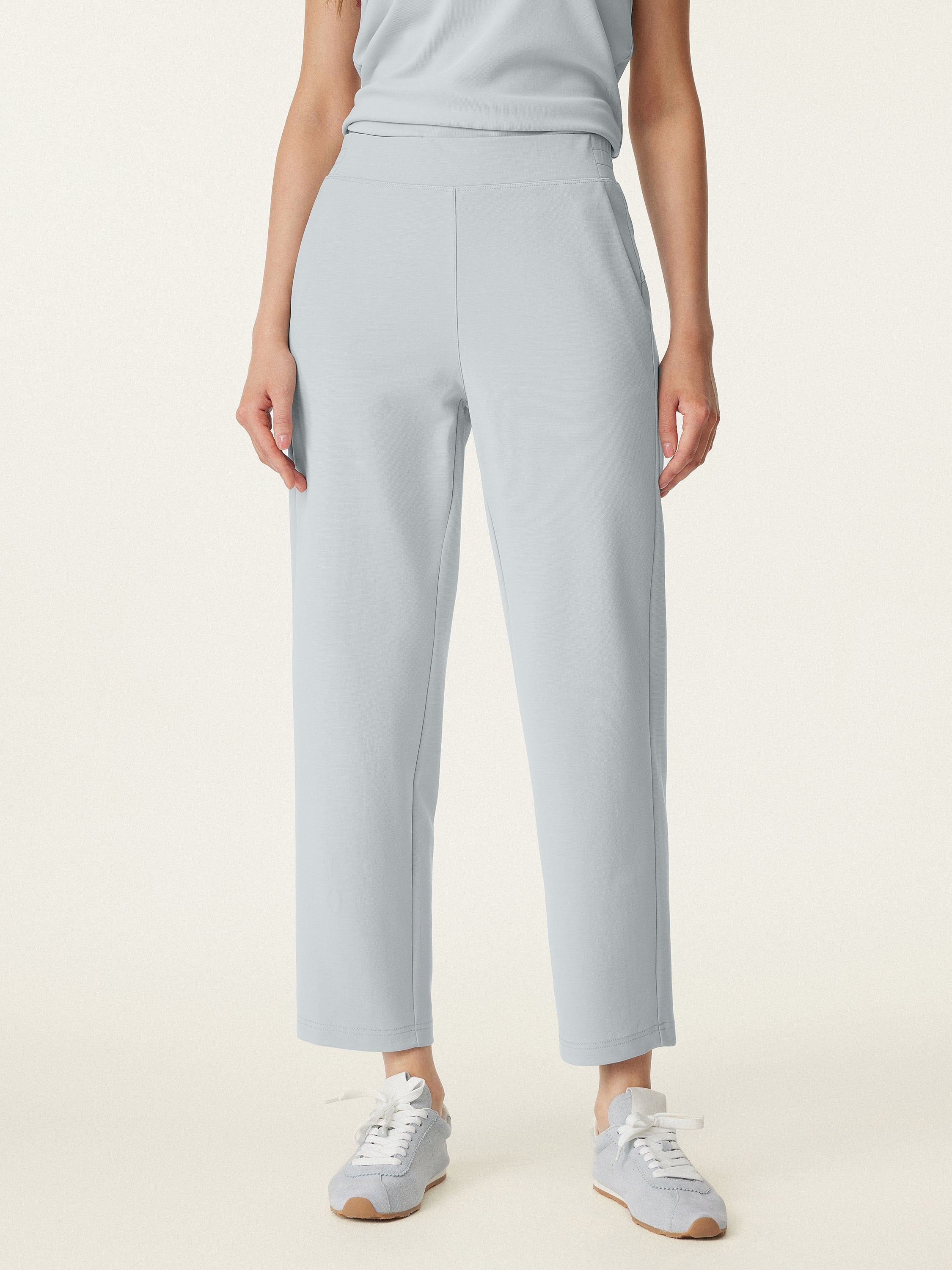 Mid Rise Pull-on Tapered Pant with Pockets