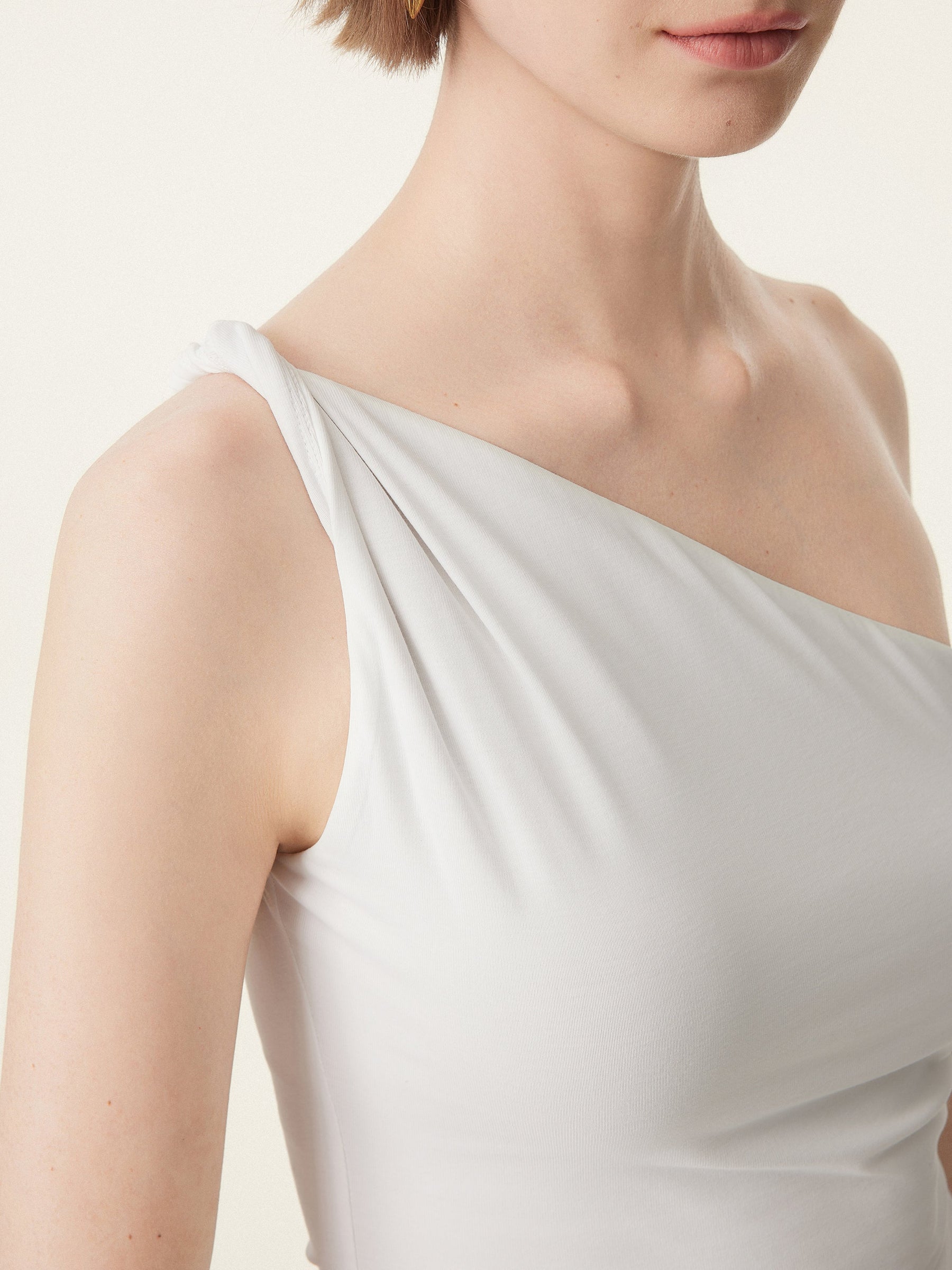 One Shoulder Twisted Bra Tank