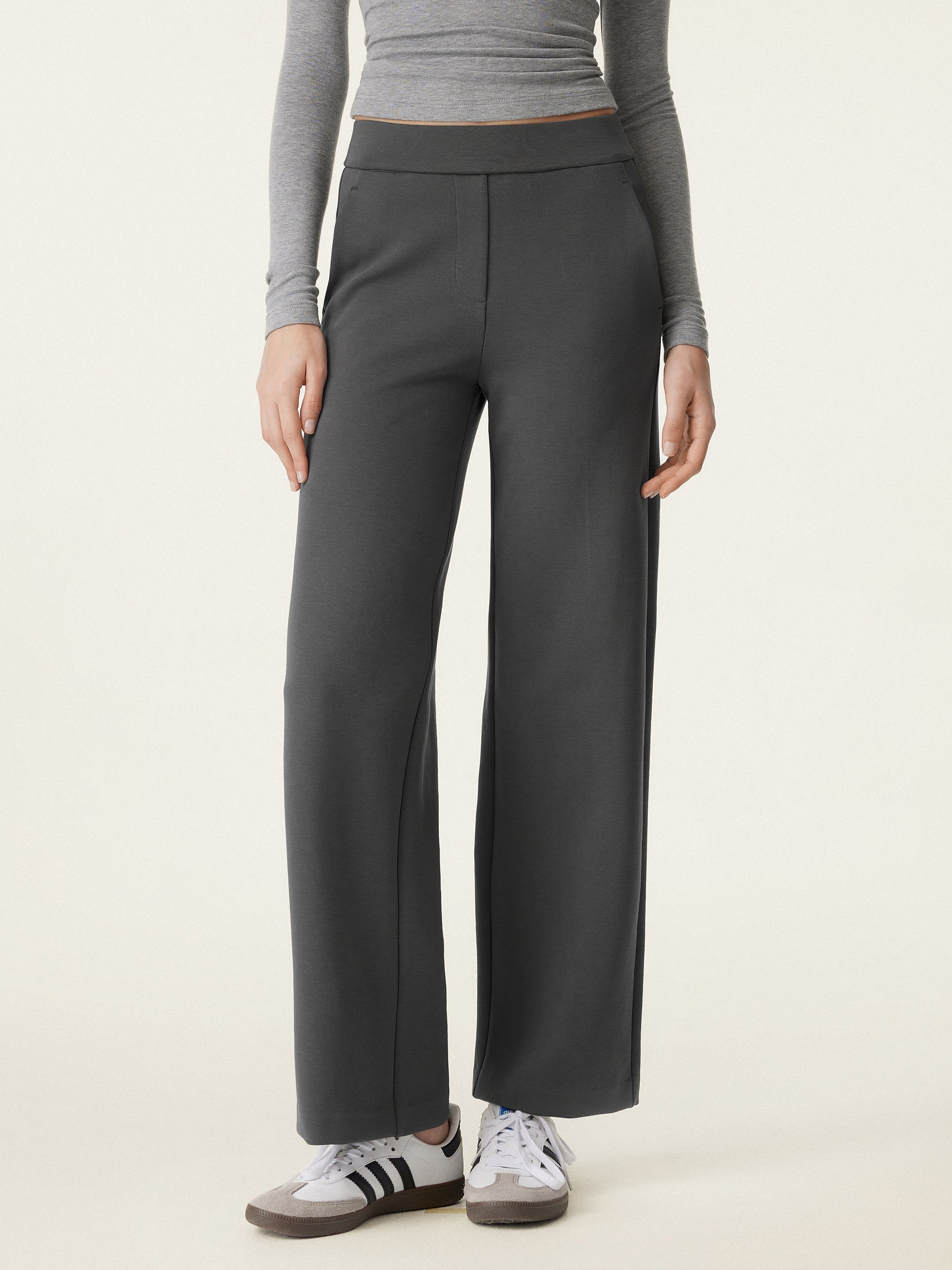 Textured Mid Rise Pull-on Straight Pant with Pockets