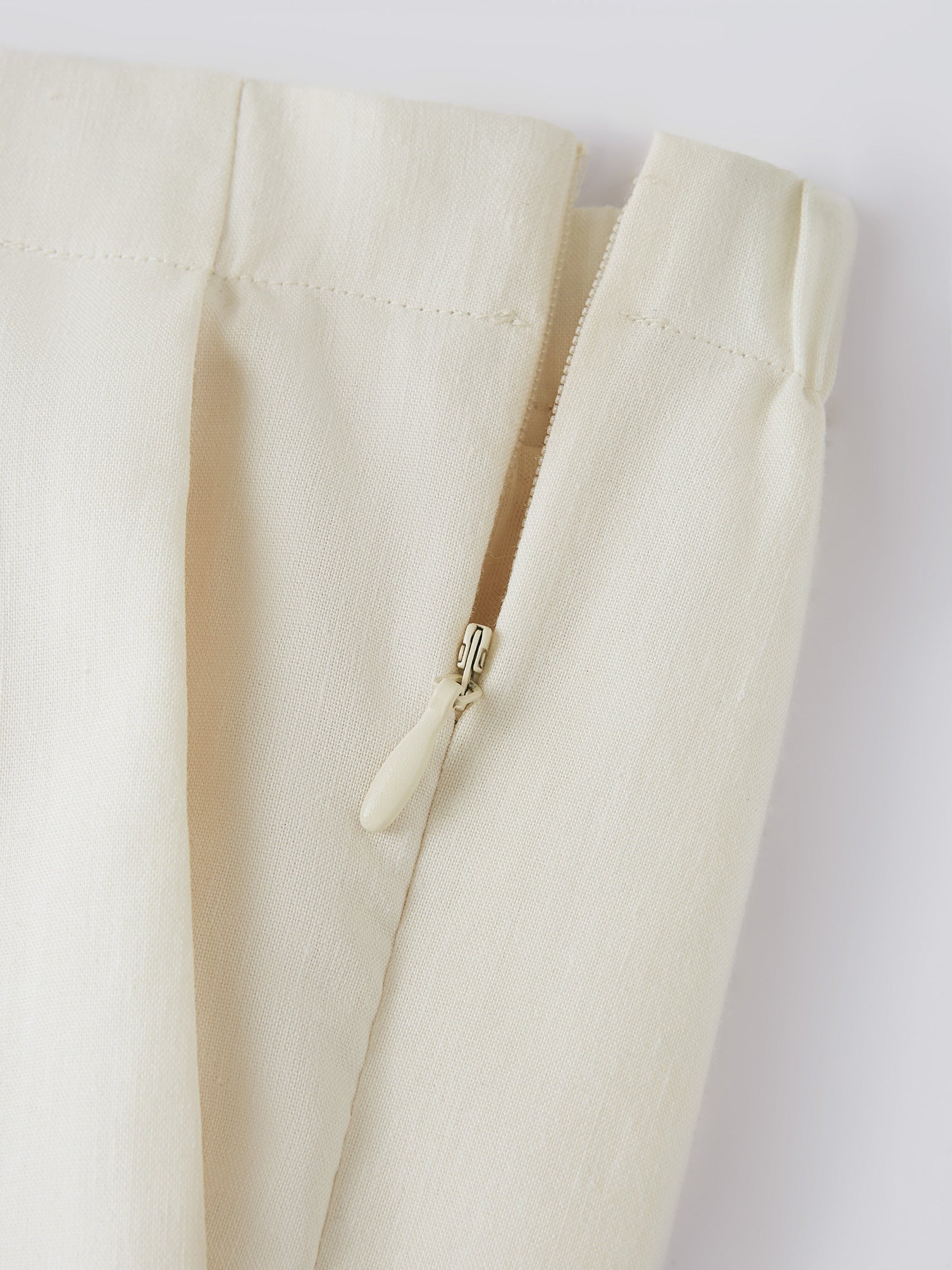 Lyocell-Linen Pintuck Wide Leg Vacay Pant