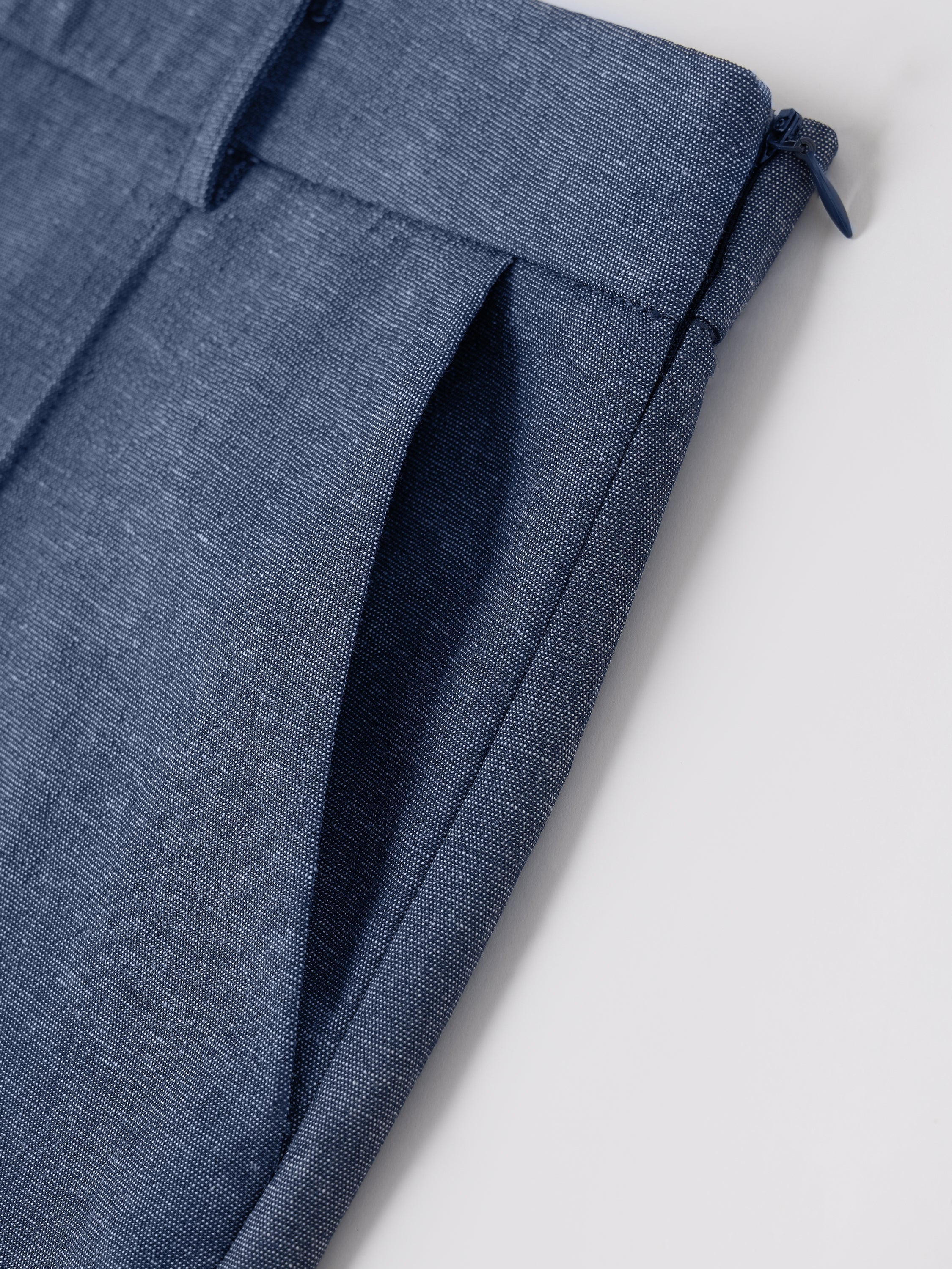 Linen-Like Mid Rise Pintuck Shorts with Pockets
