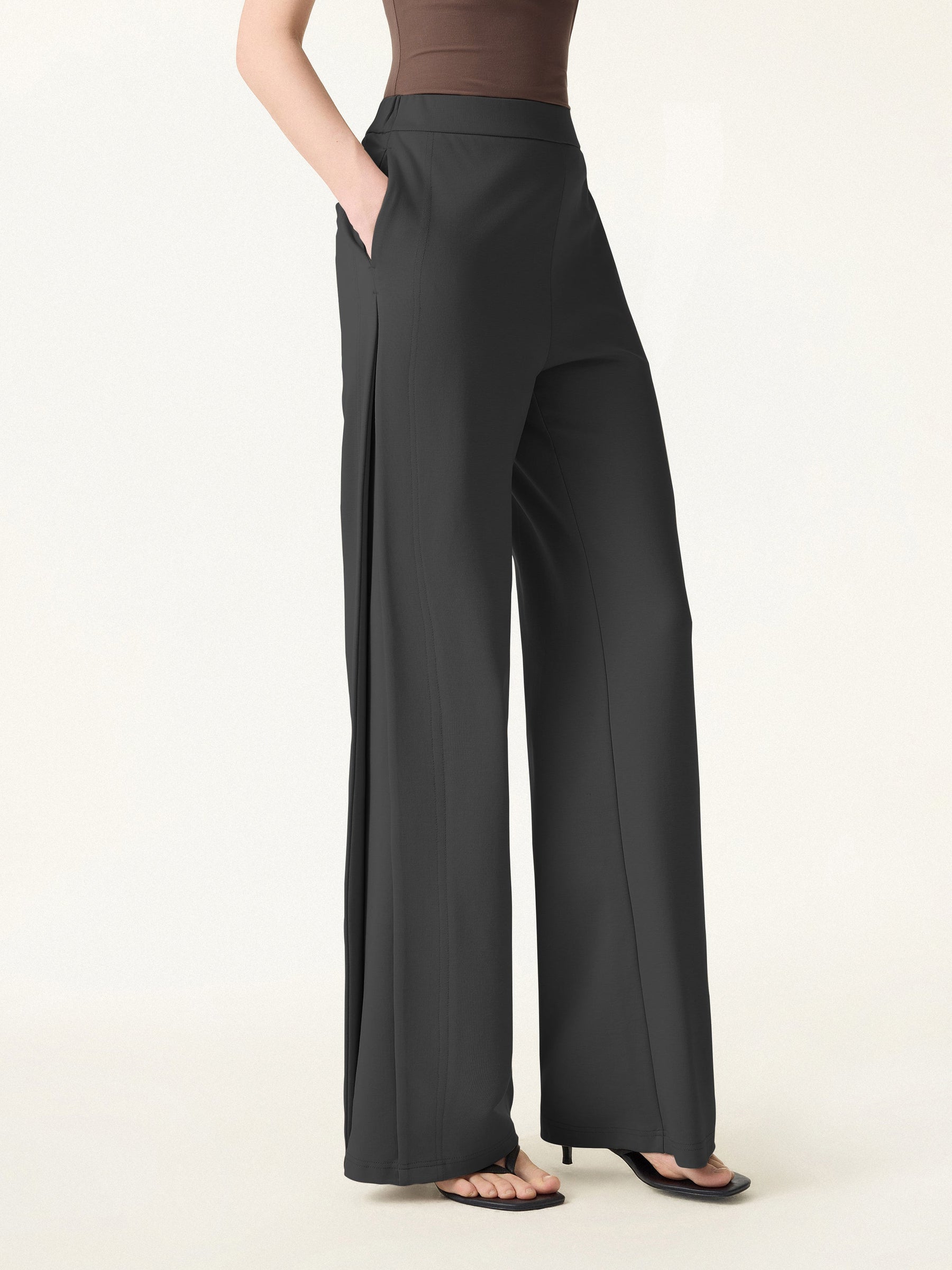 Drapey Mid Rise Wide Leg Pull-on Pant with Pockets
