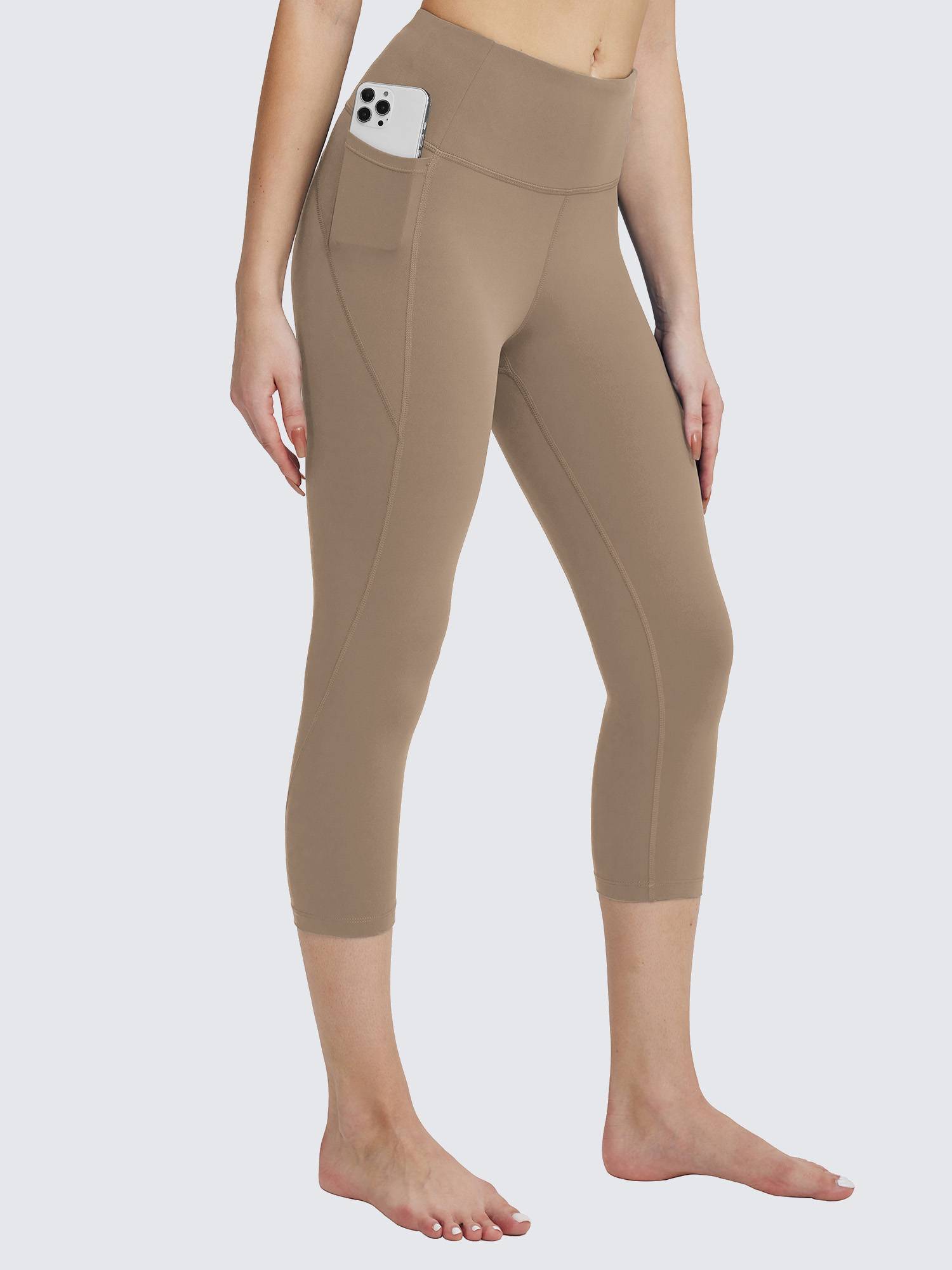 Women's Plus Size High-Waisted Capris