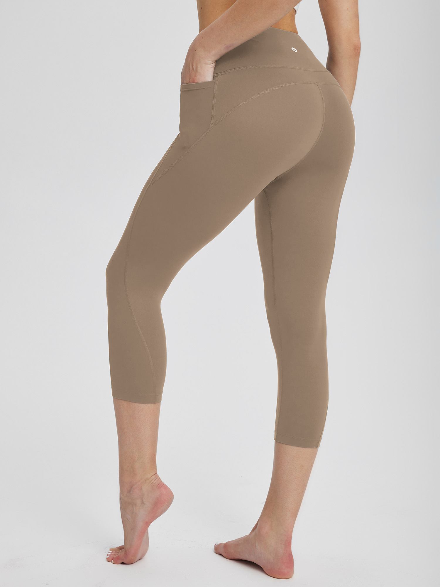 Women's Plus Size High-Waisted Capris