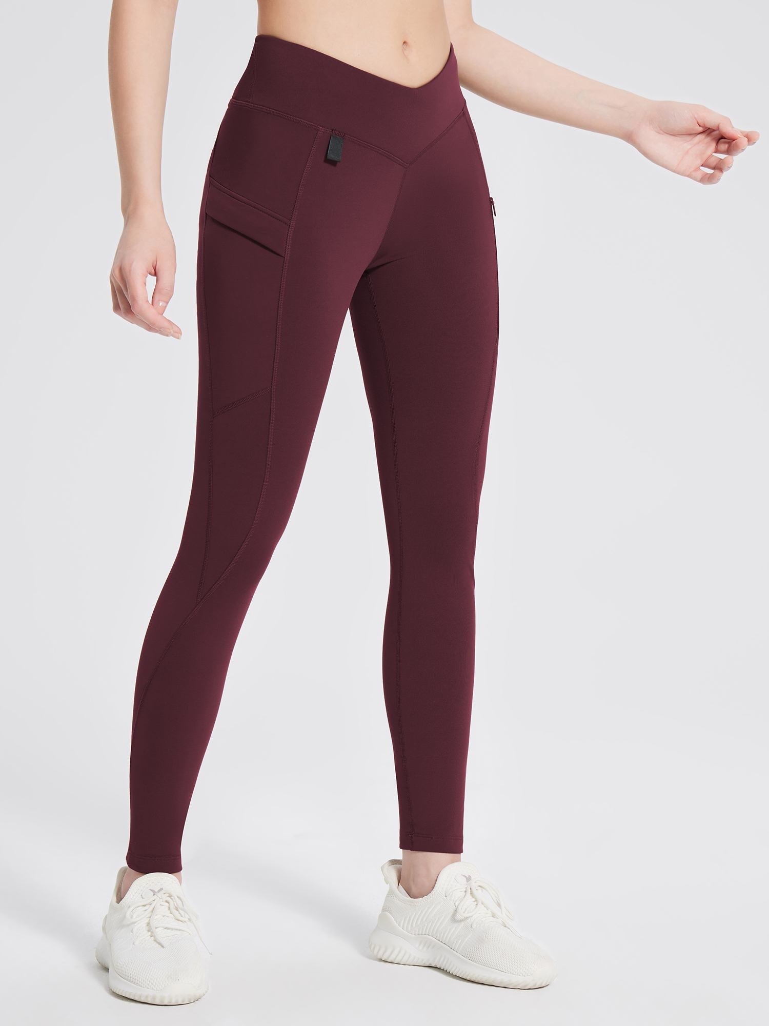 Fleece-Lined Multi-Pocket Hiking Leggings
