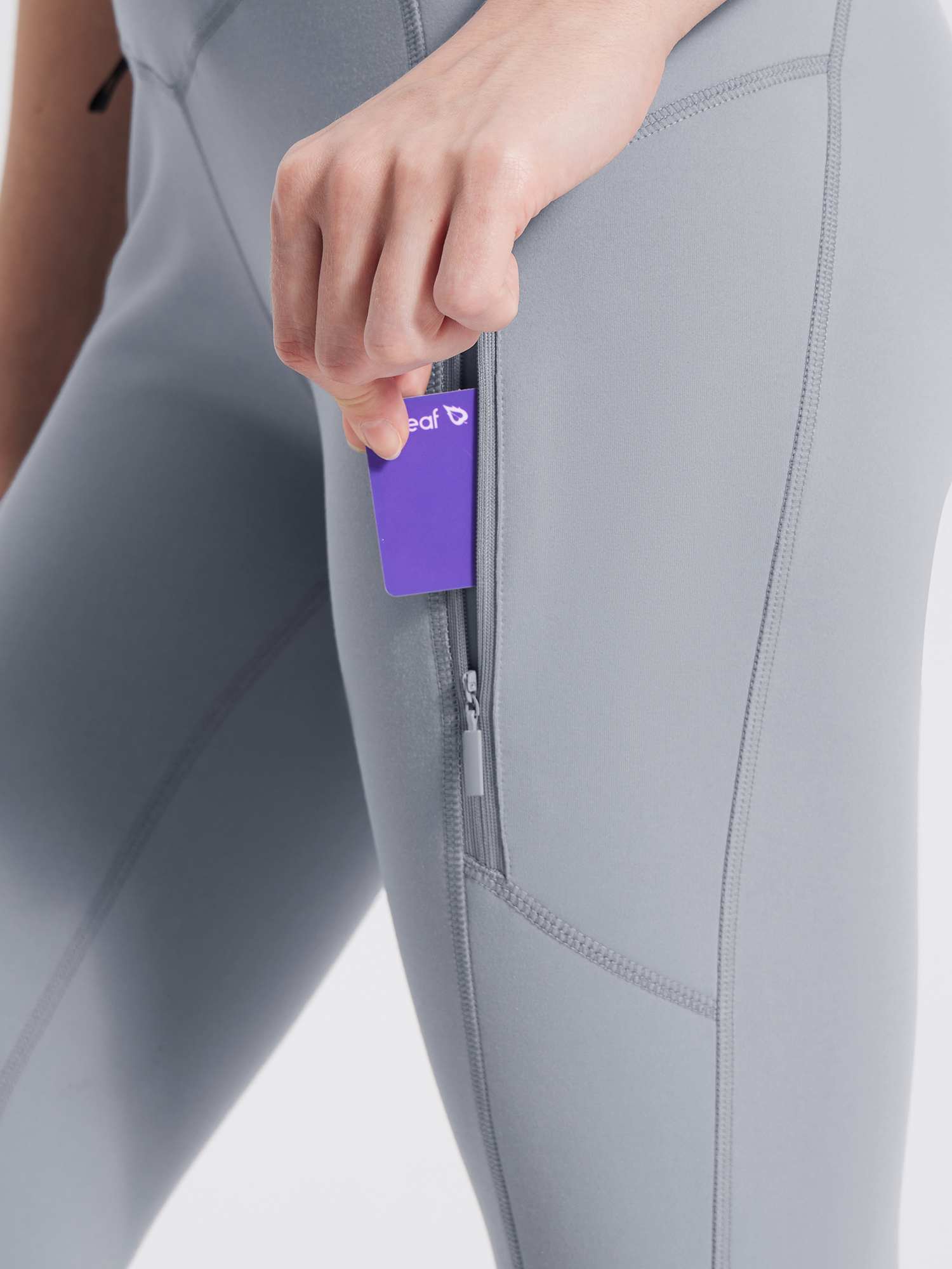 Fleece-Lined Multi-Pocket Hiking Leggings