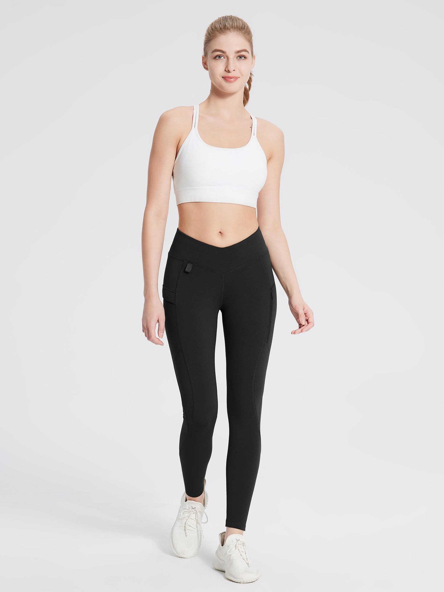 Fleece-Lined Multi-Pocket Hiking Leggings