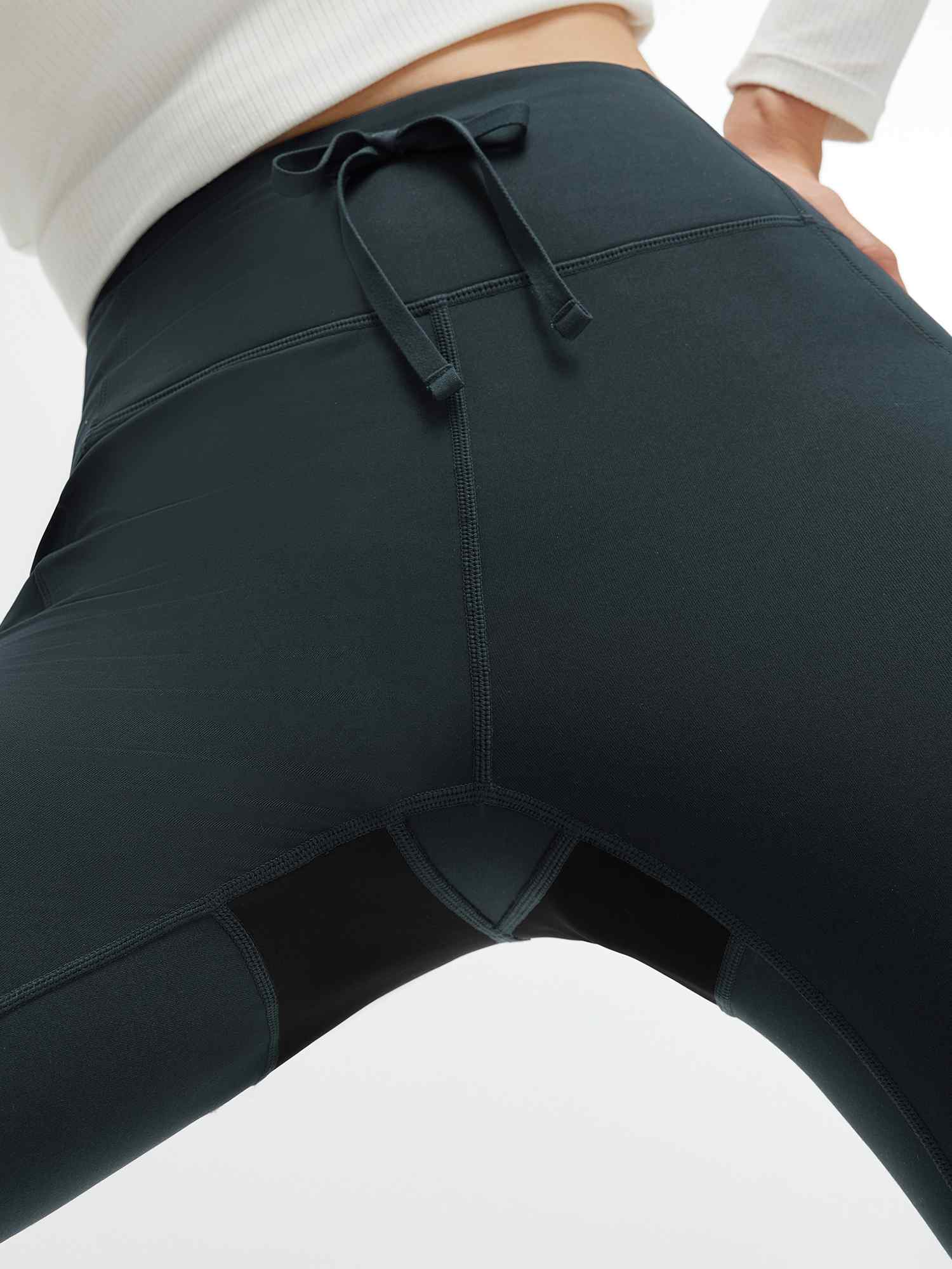 Outdoor Multi-Pocket Slim-Fit Knit Fleece Pants