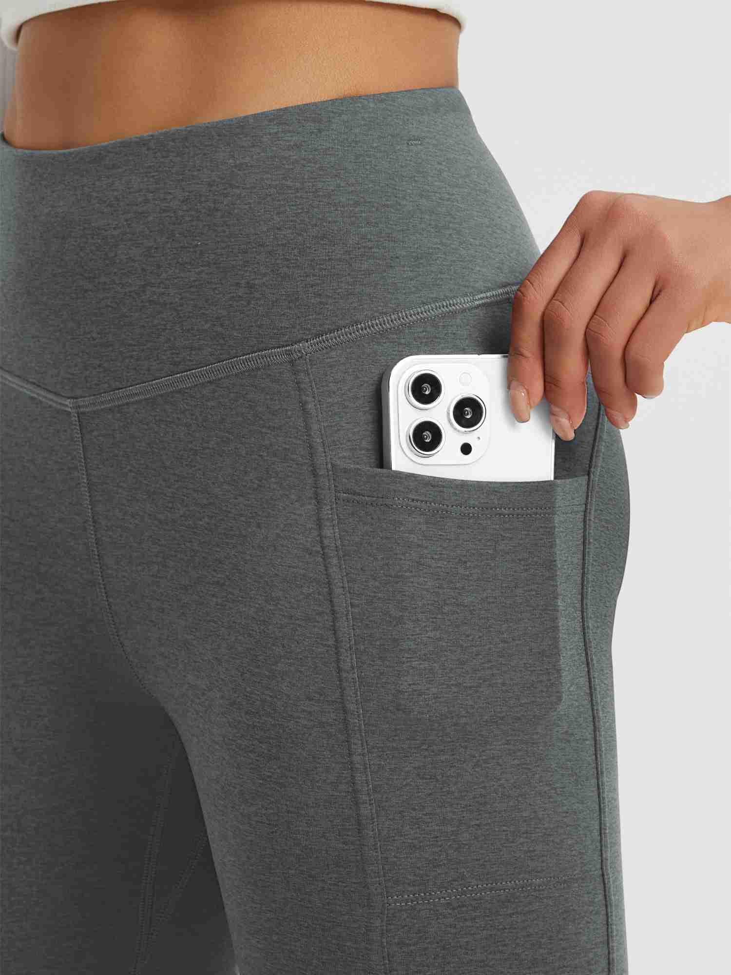 Women’s Yoga Floral Fleece High-Waisted Flared Pants