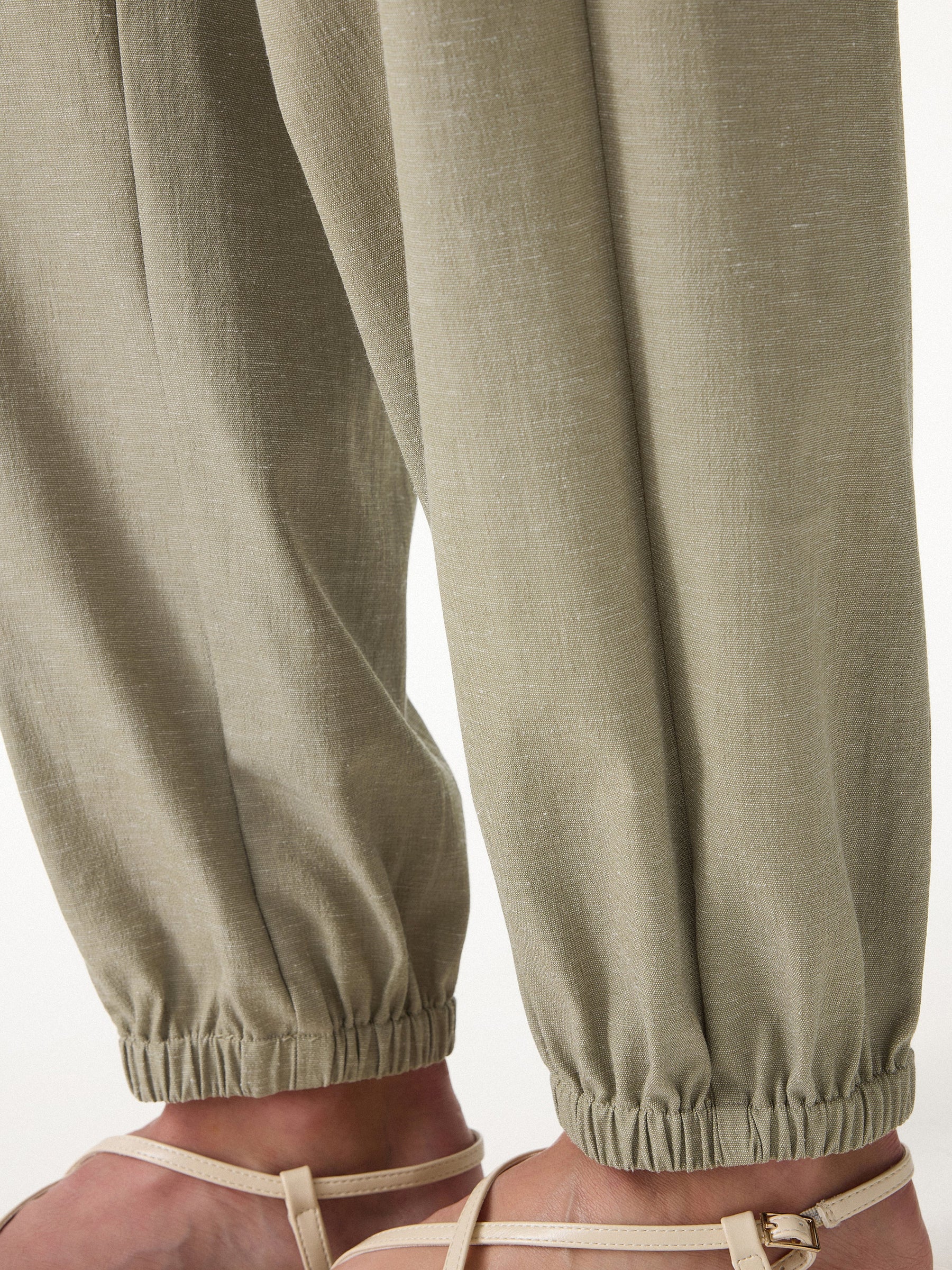Linen-like High-Rise Balloon Jogger Pants with Pockets