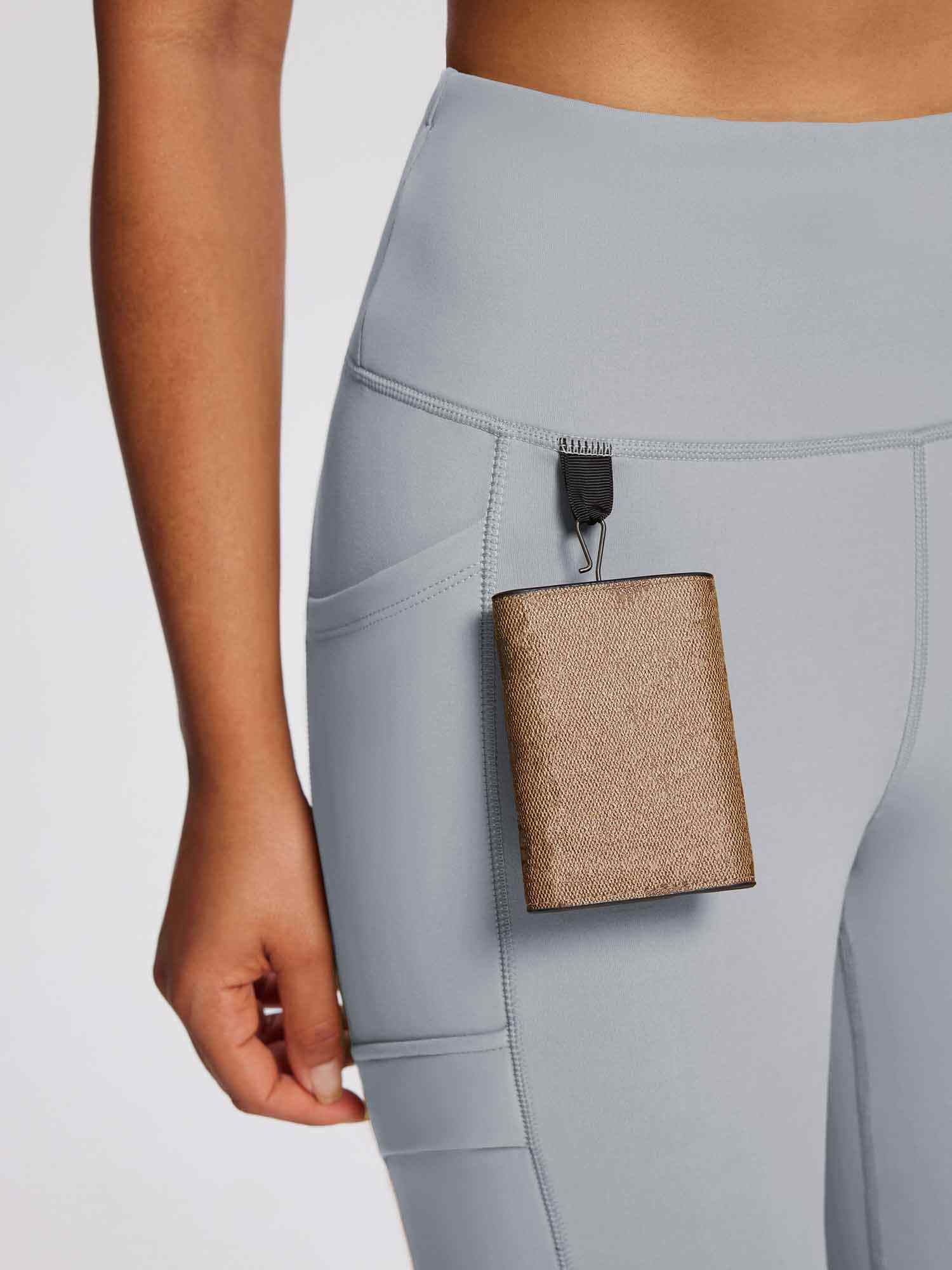 Laureate High-Rise Zipper Pockets Thermal Leggings