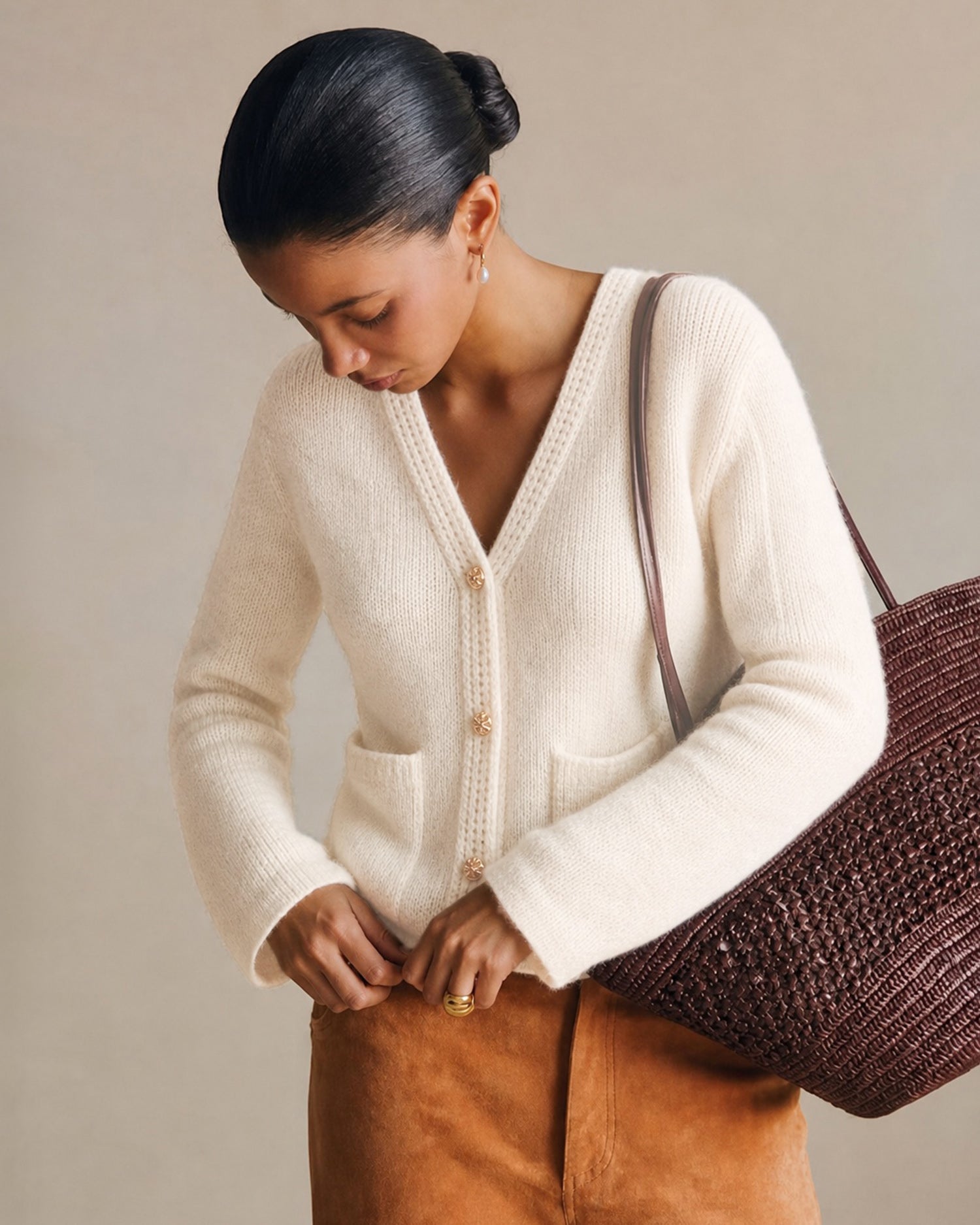 Apricot V Neck Pockets Knit Cardigan