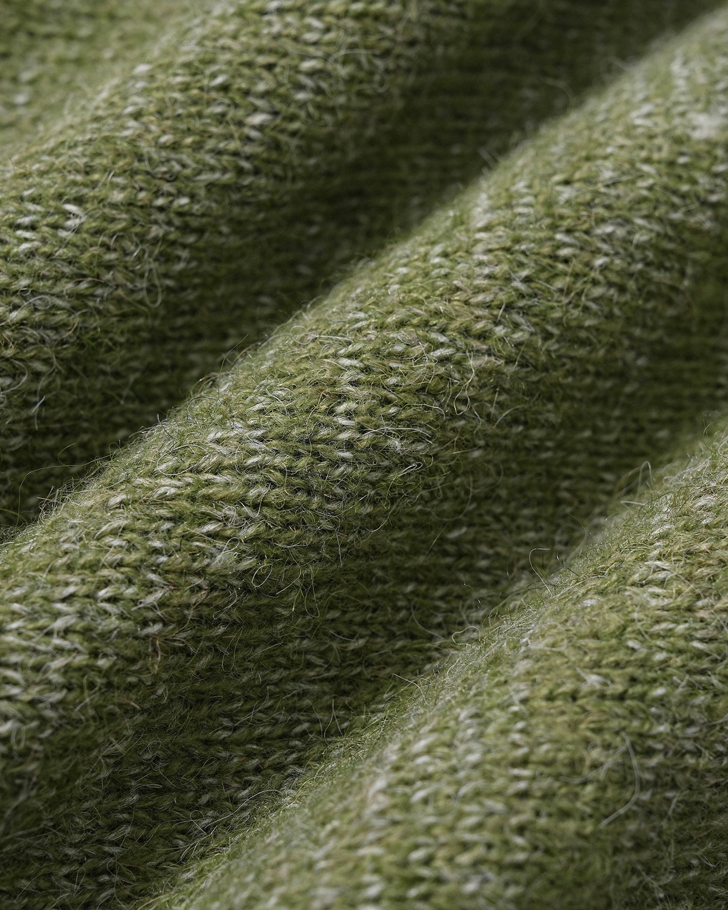 Green Solid Single Breasted Knit Cardigan