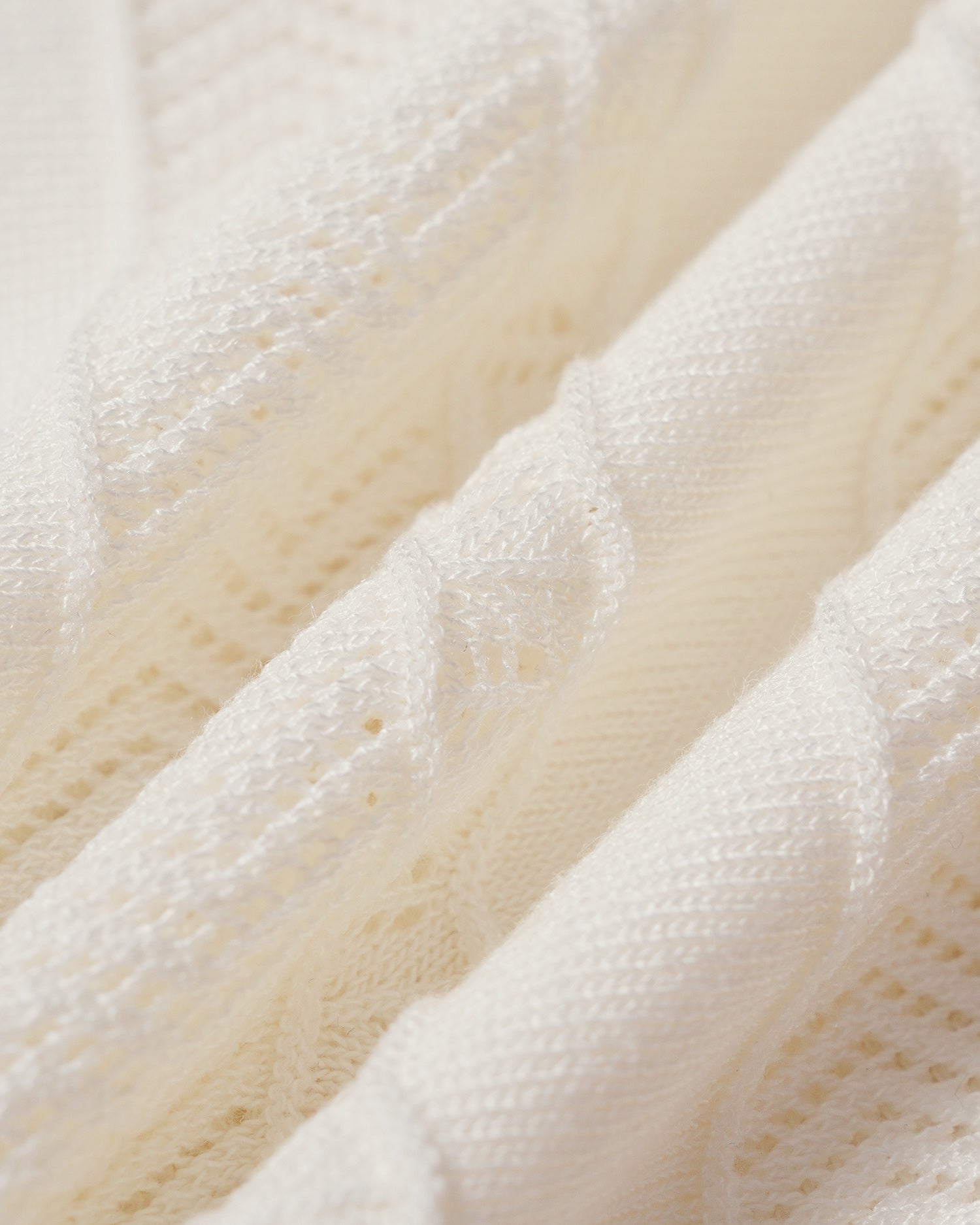 White Collar Textured Knit Sweater
