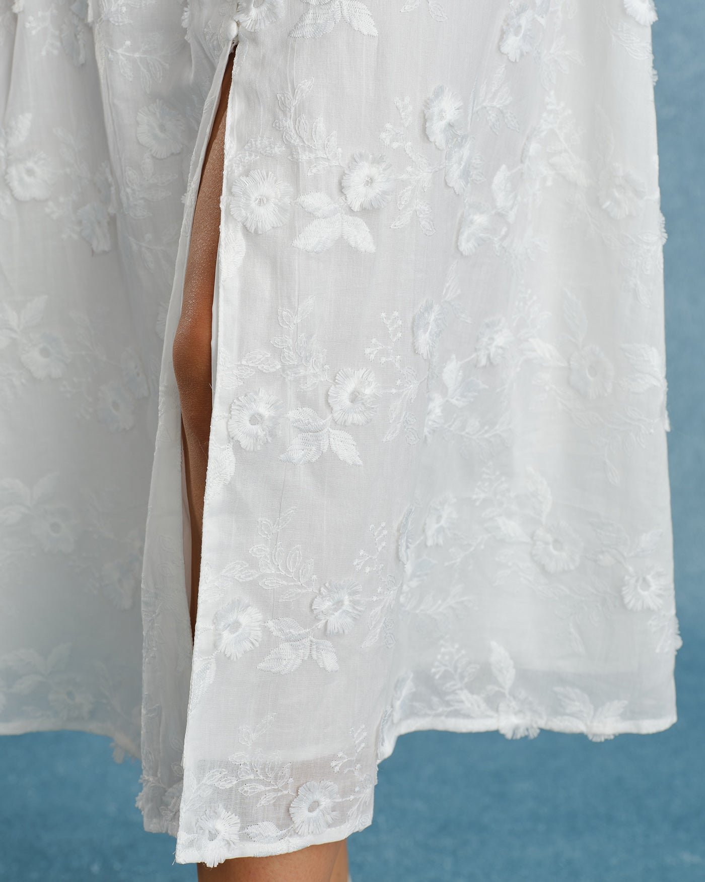 White Puffed Sleeve Embroidery Midi Dress