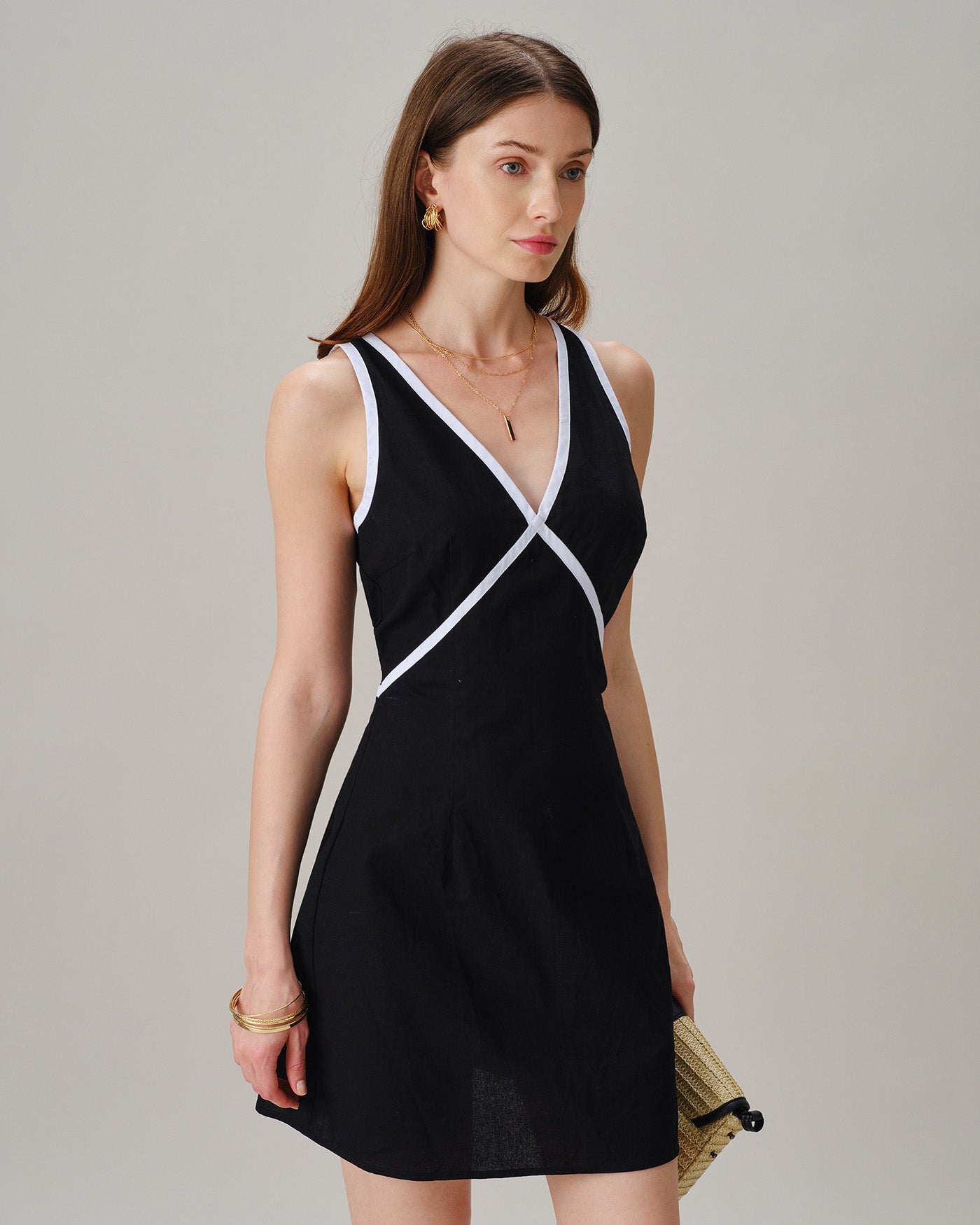 Black V Neck Sleeveless Contrasting Mini Dress