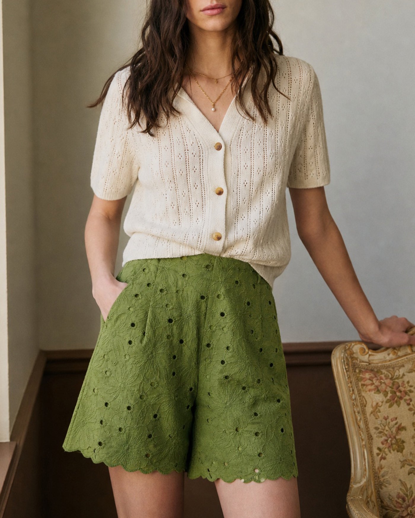 Green Cut Out Embroidery Pockets Shorts