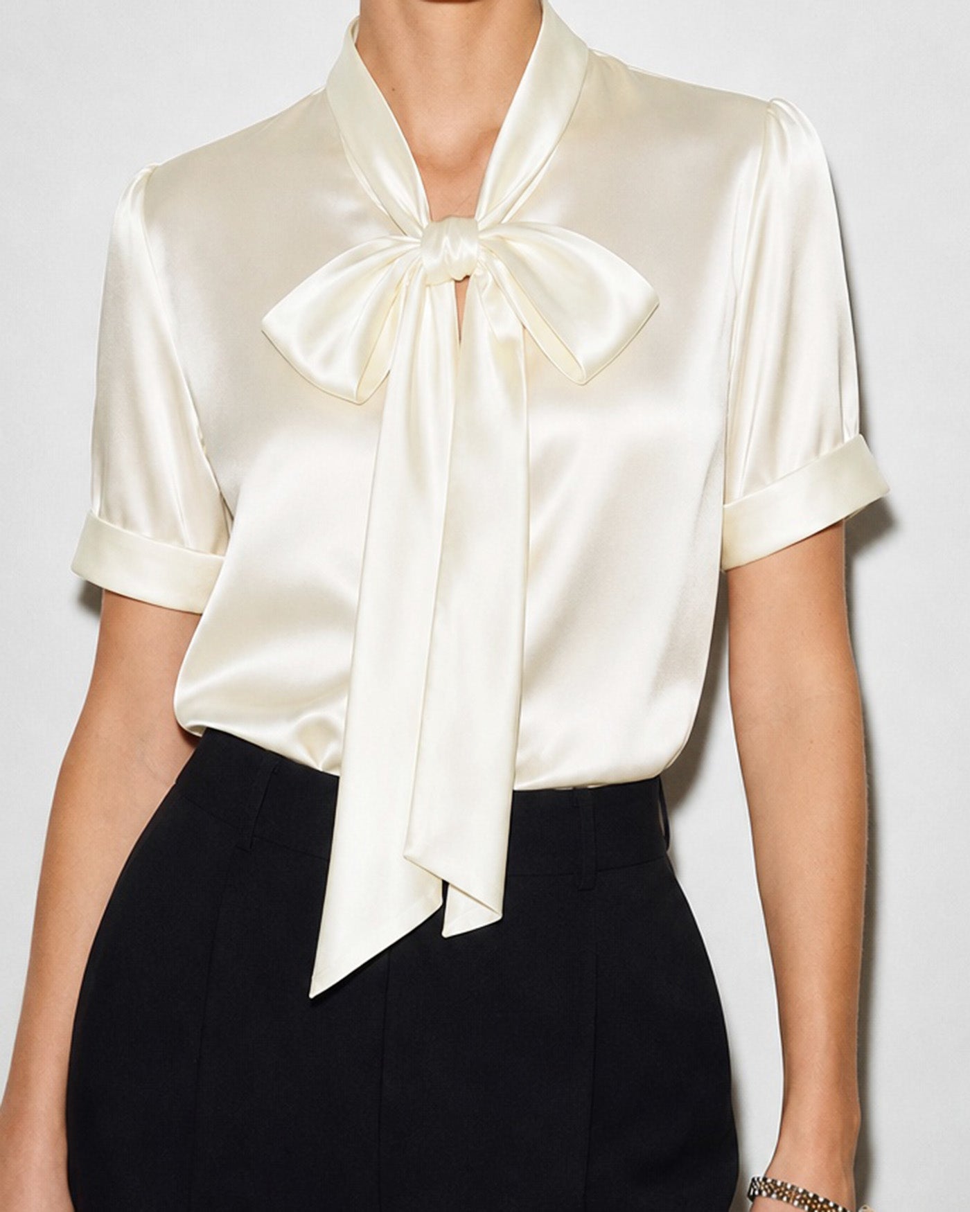 Off White Turtle Tie Regular Sleeve Shirt
