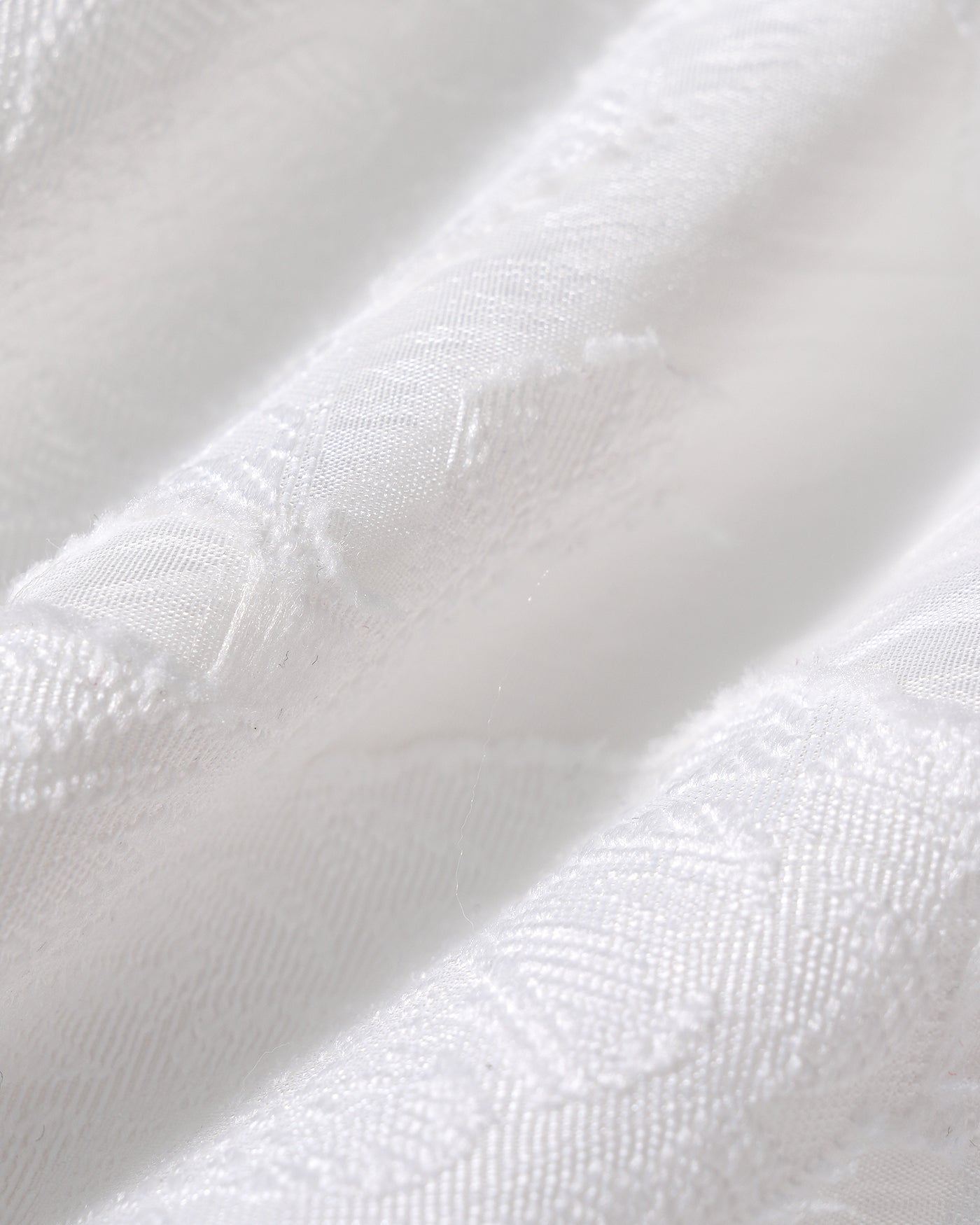White Jacquard Pockets Shorts