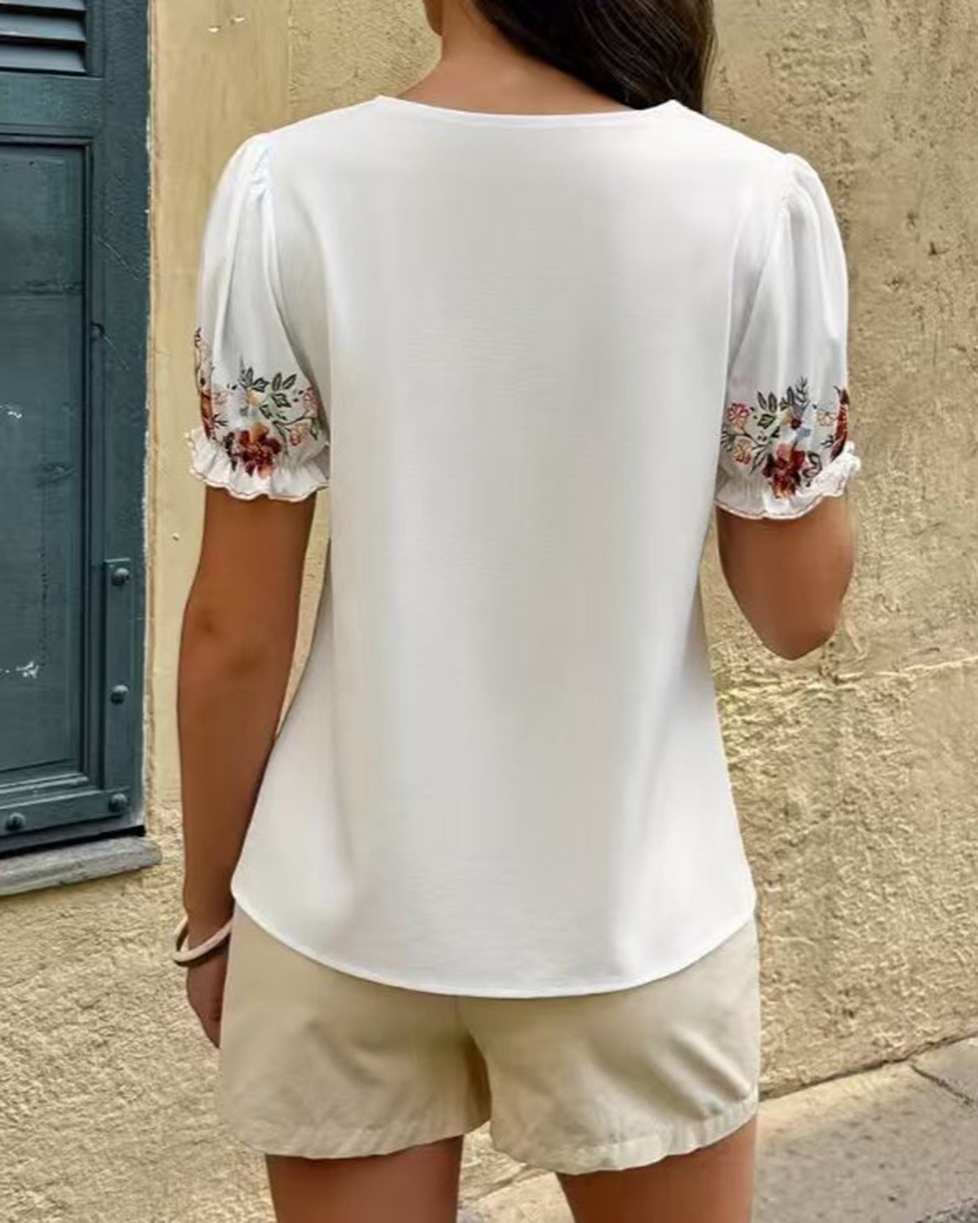 White Puffed Sleeve Button Floral Tee